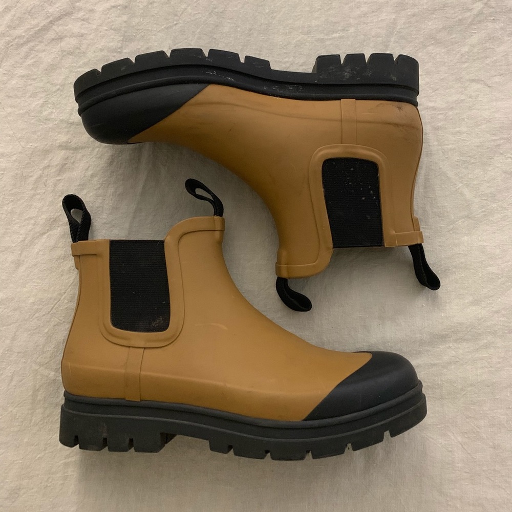 Everlane rain boot